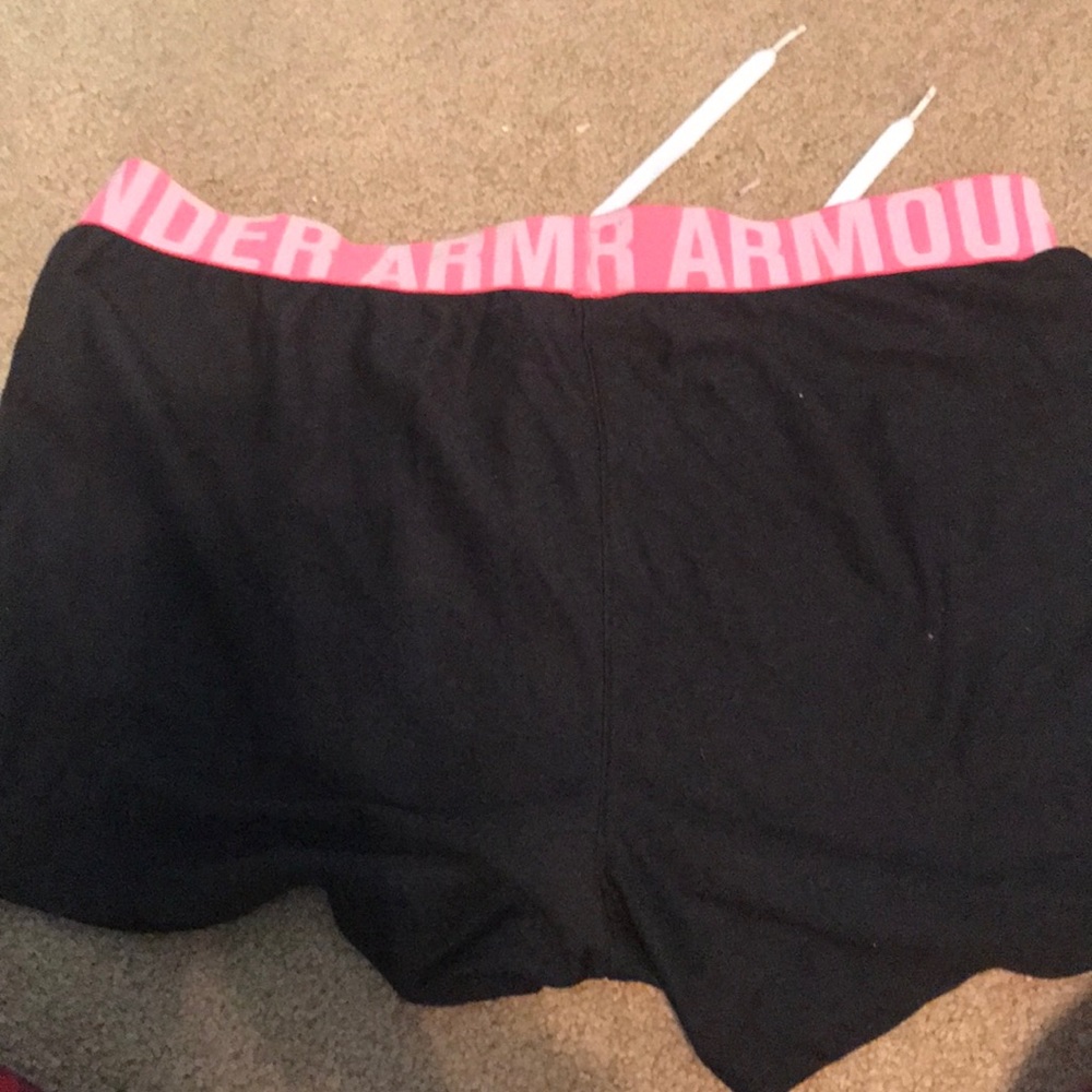 Shorts - Picture 3 of 3